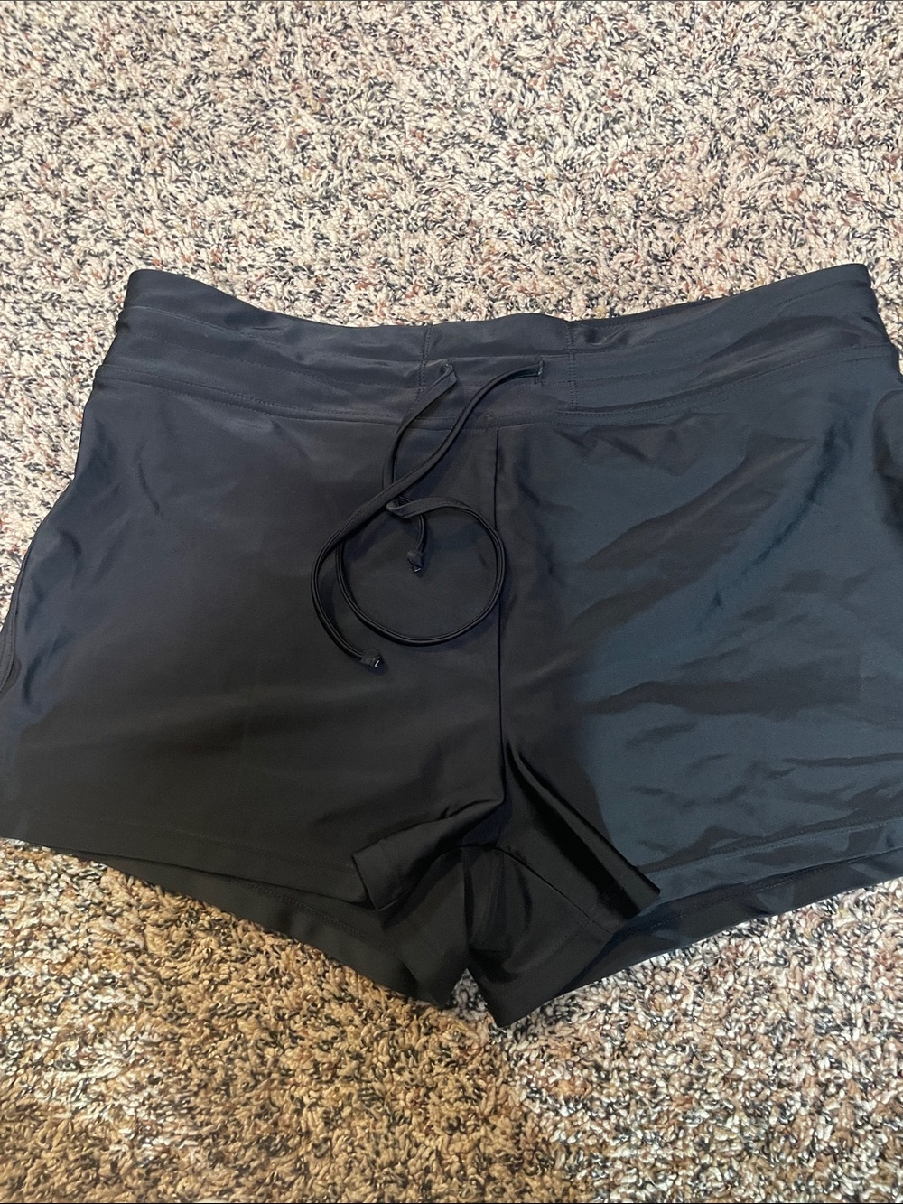 Shade & Shore Woman’s Black Lined Active Swim Shorts Size Small NWOT